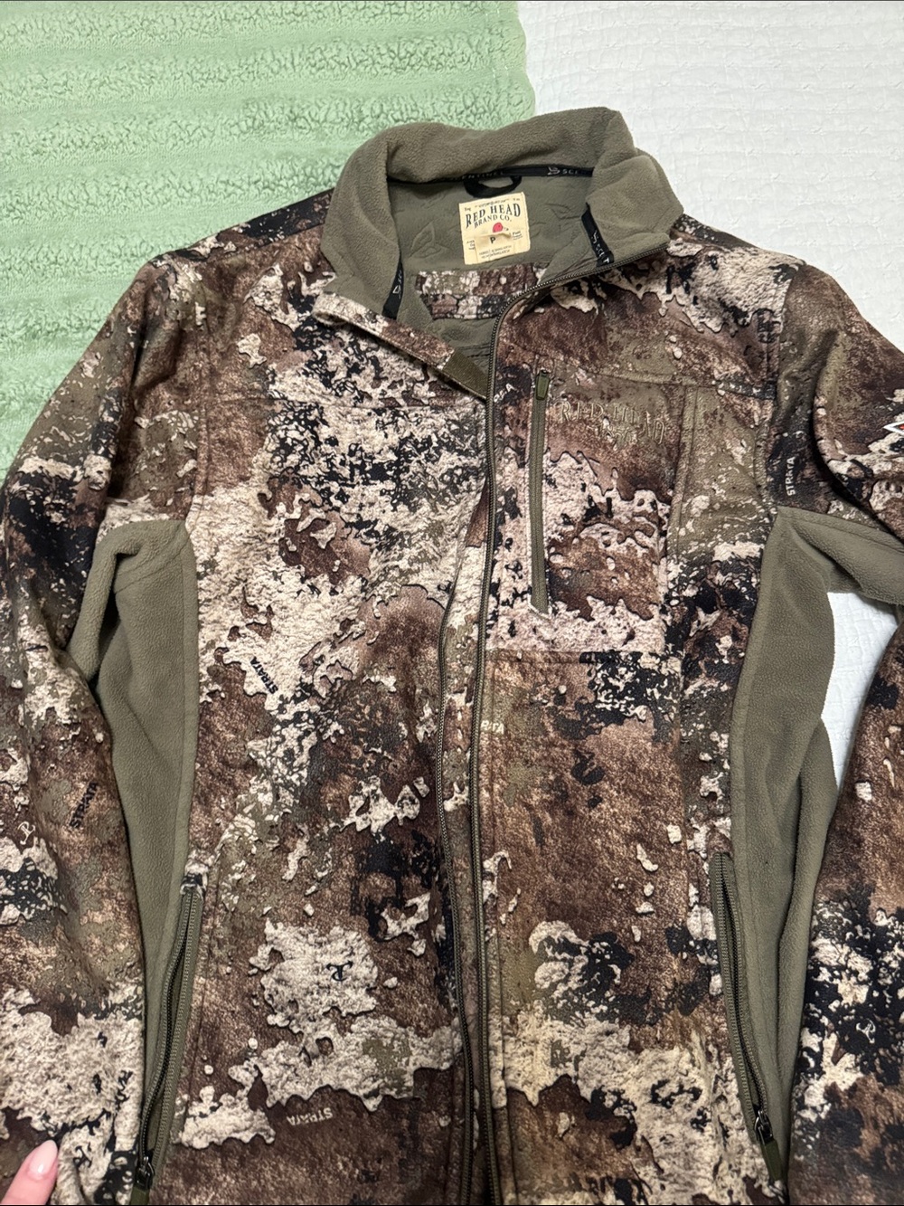 RedHead Realtree-Style Utility Jacket in Brown and Olive - warm/fleece - Picture 4 of 10